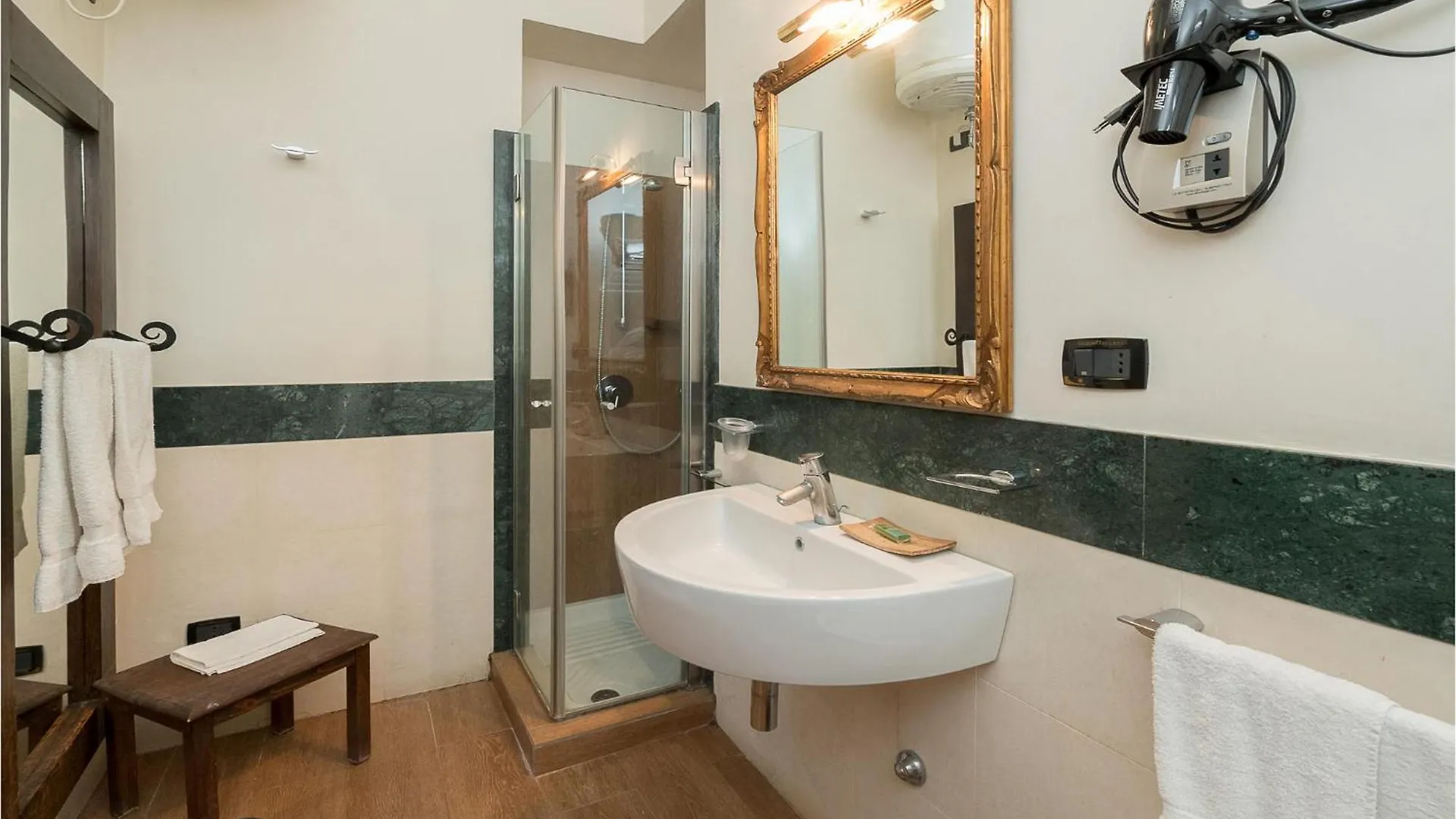 Cozy Apartment In Lecce Le With Kitchen